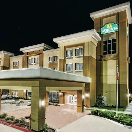 La Quinta By Wyndham Victoria - South Hotel Bagian luar foto